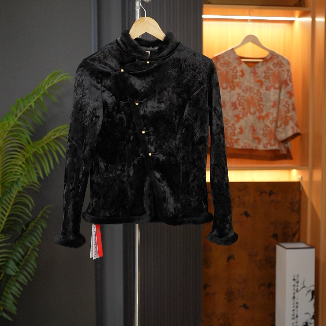 【渔火阑珊】新中式国风压花丝绒毛毛立领斜襟盘扣加绒长袖上衣