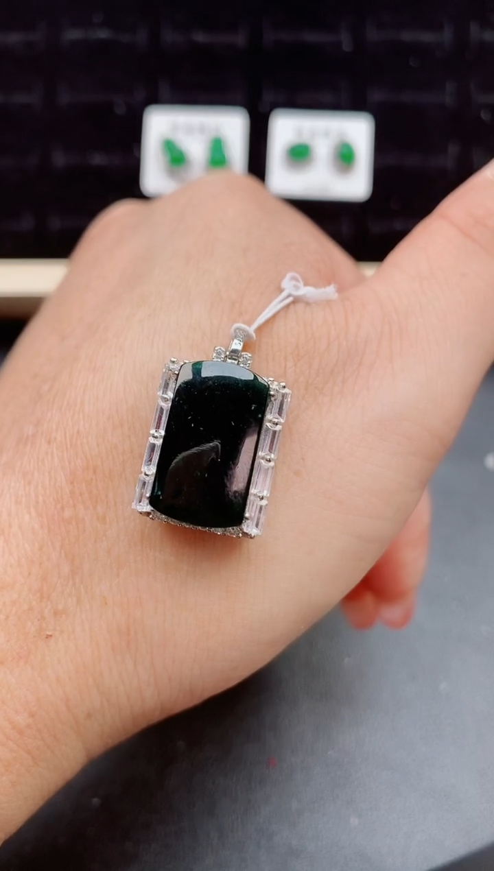 【闪购商品】翡翠颈饰银S925镶嵌1221