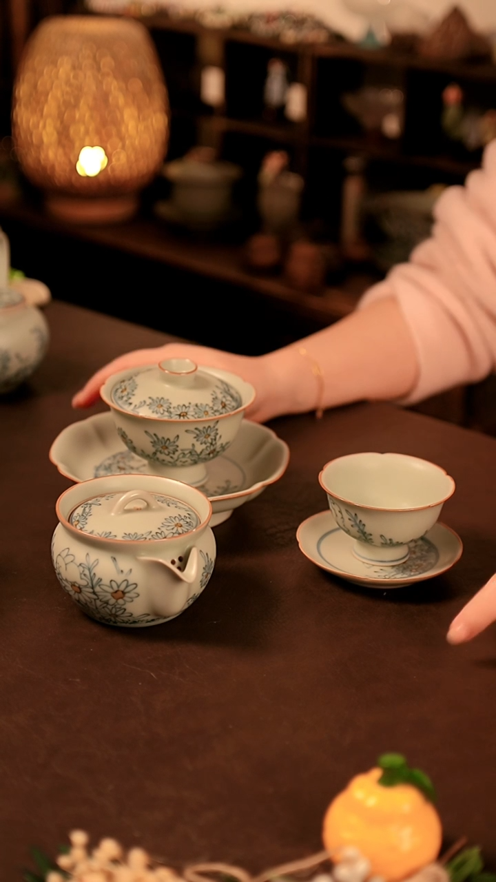 【闪购商品】闪购冲冲冲 野菊兔一套