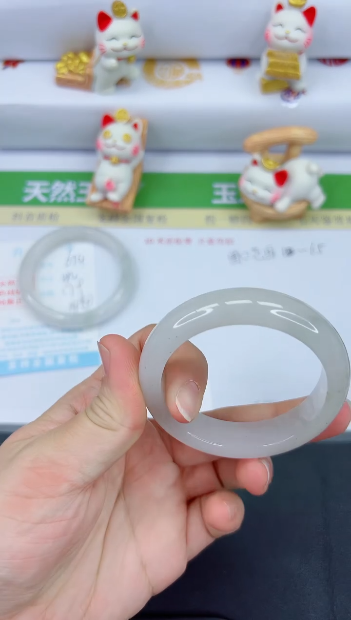 【闪购商品】石英质玉手镯未镶嵌655-52.8