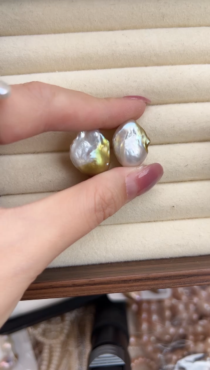 银S925镶嵌25淡水珍珠言**艳耳钉