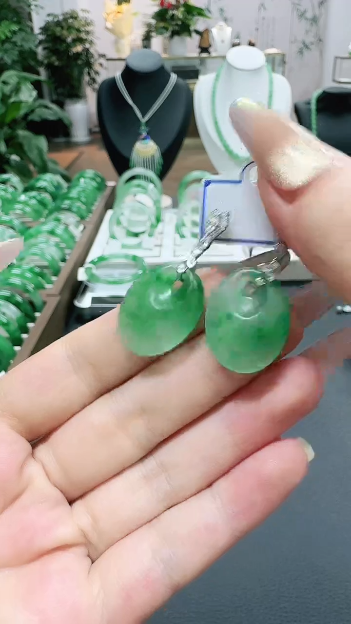 未镶嵌1石英质玉（非洲翠）/6507