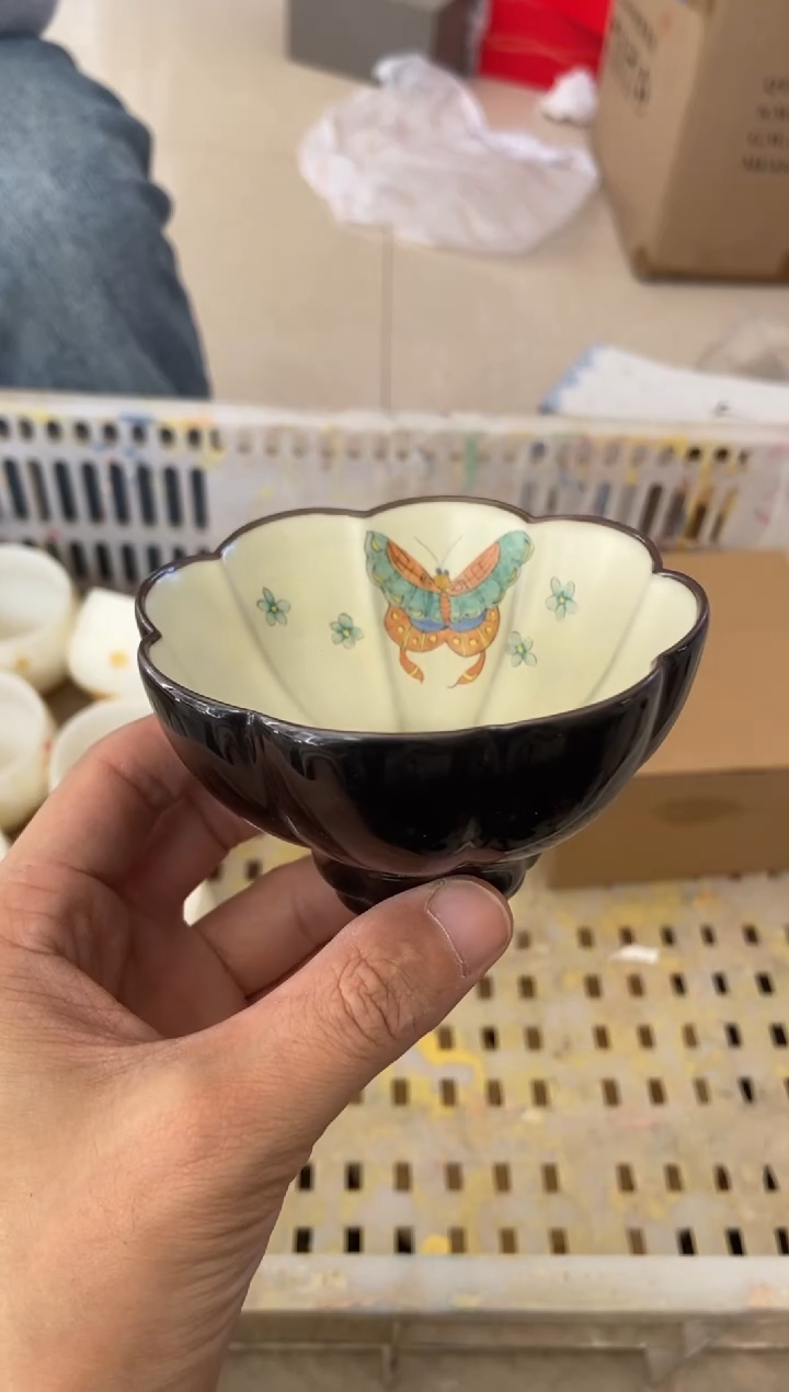  无运费险有瑕疵的摄影的产品有使用过的痕迹有点脏介意勿拍
