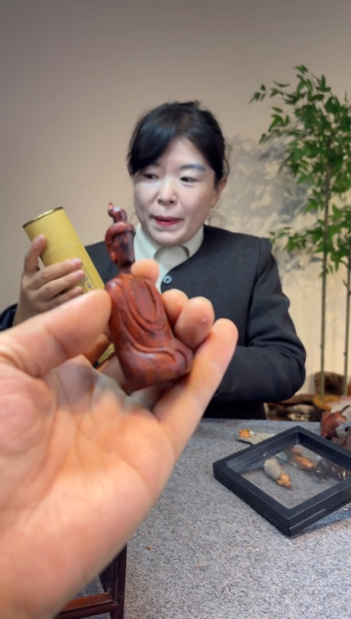 檀香紫檀（小叶紫檀）风****?小叶紫檀