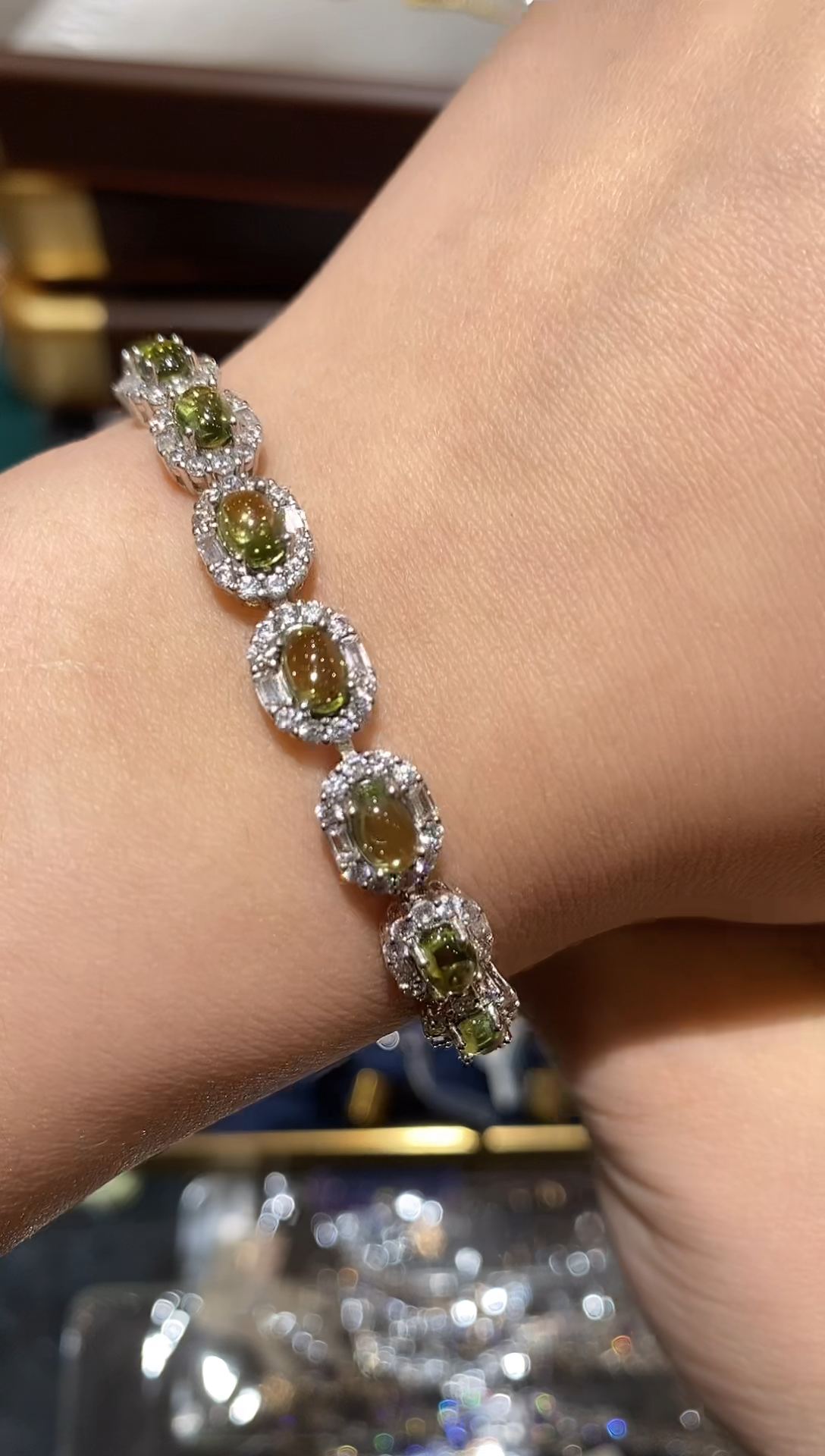 银S925镶嵌手链橄榄石楚楚珠宝中古甄选不退换