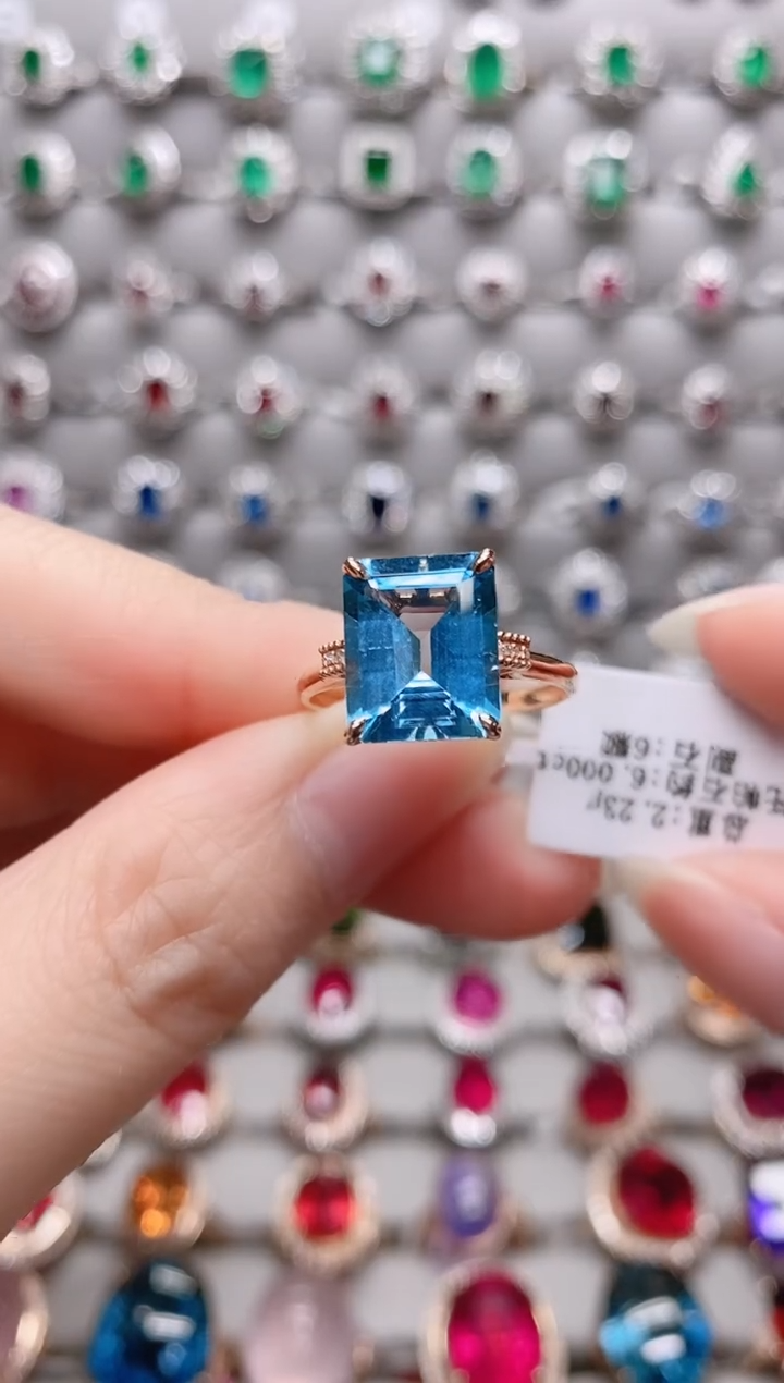 【闪购商品】托帕石18K金戒指18K金镶嵌.