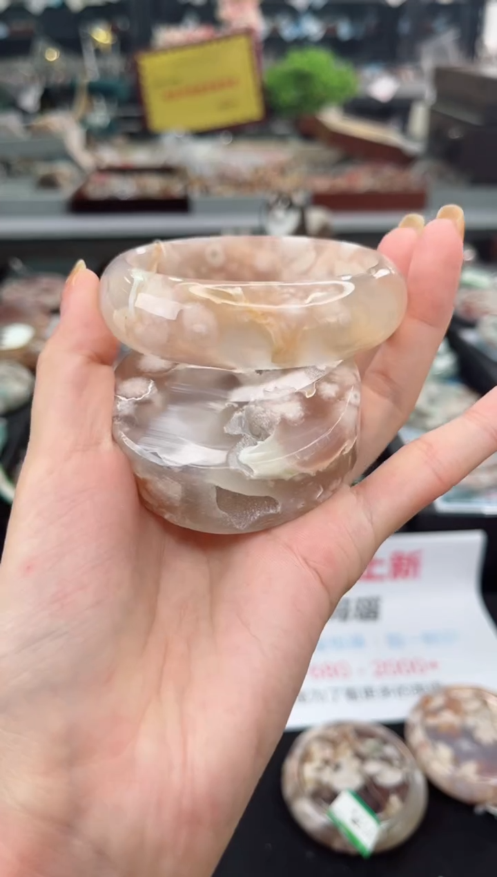 【闪购商品】石英质玉手镯未镶嵌60圈口（赠品镯心）1646547