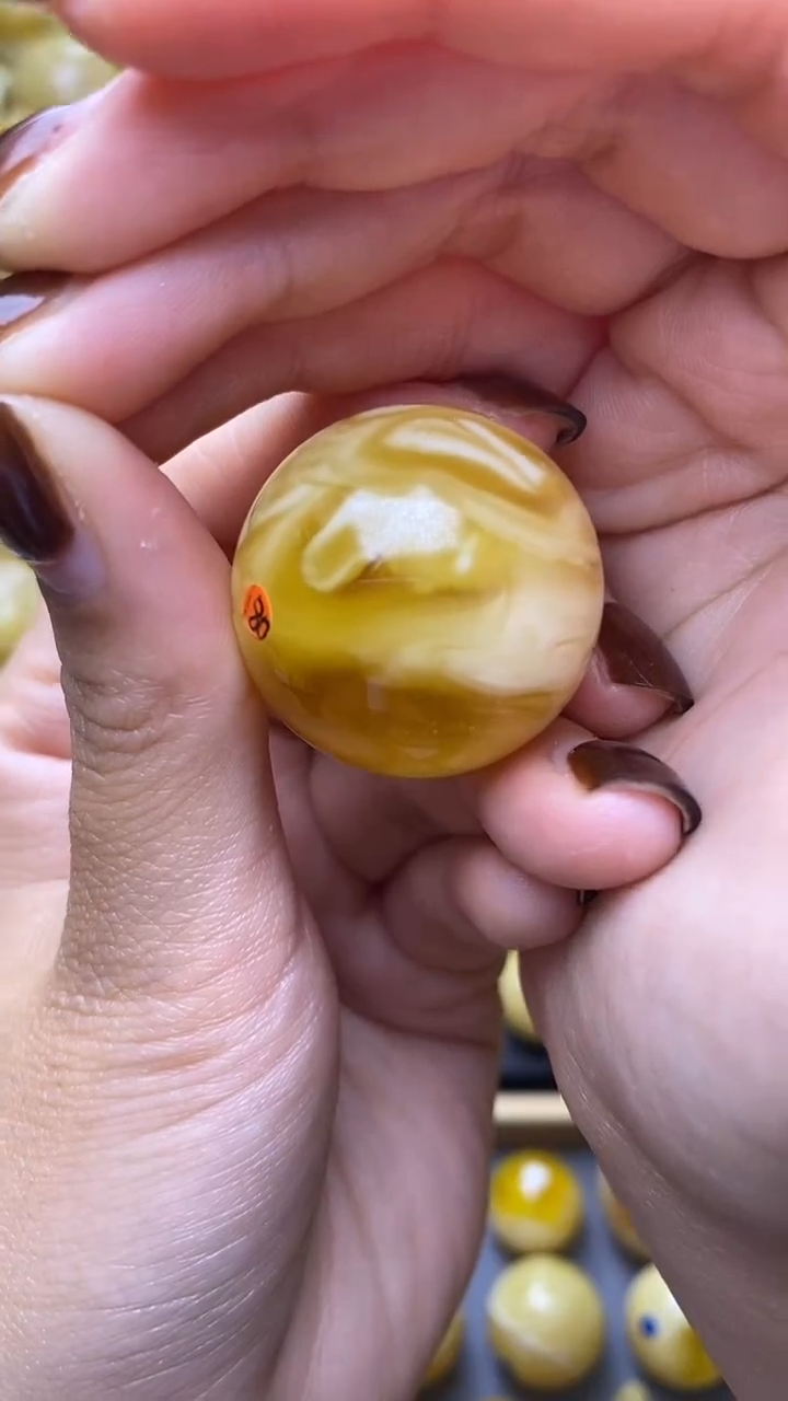 【闪购商品】琥珀裸石未镶嵌蜜蜡.41