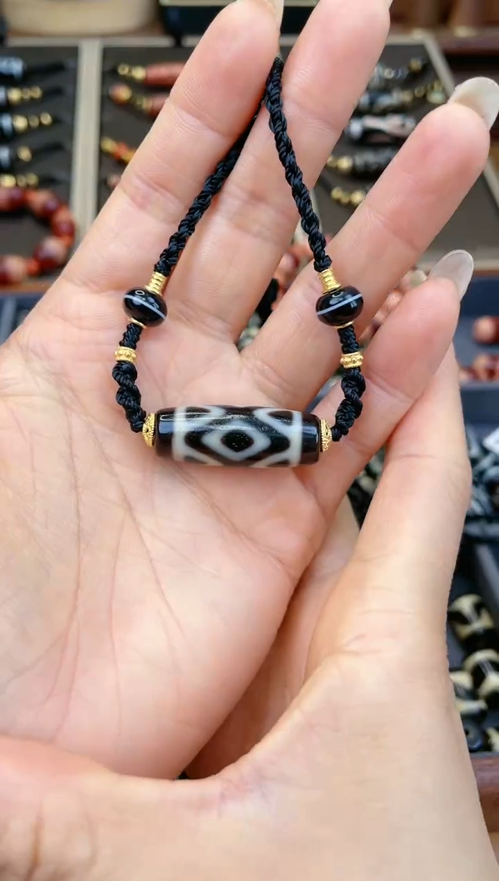 【闪购商品】玛瑙/玉髓颈饰未镶嵌精品上肯黑金金刚369颈饰