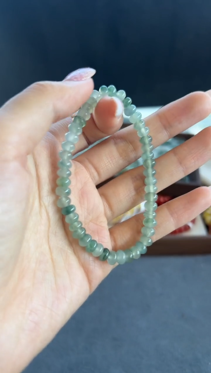 【闪购商品】翡翠手串未镶嵌202买断