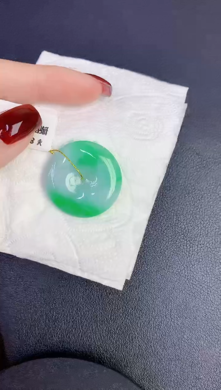颈饰未镶嵌翡翠缅甸天然翡翠A货