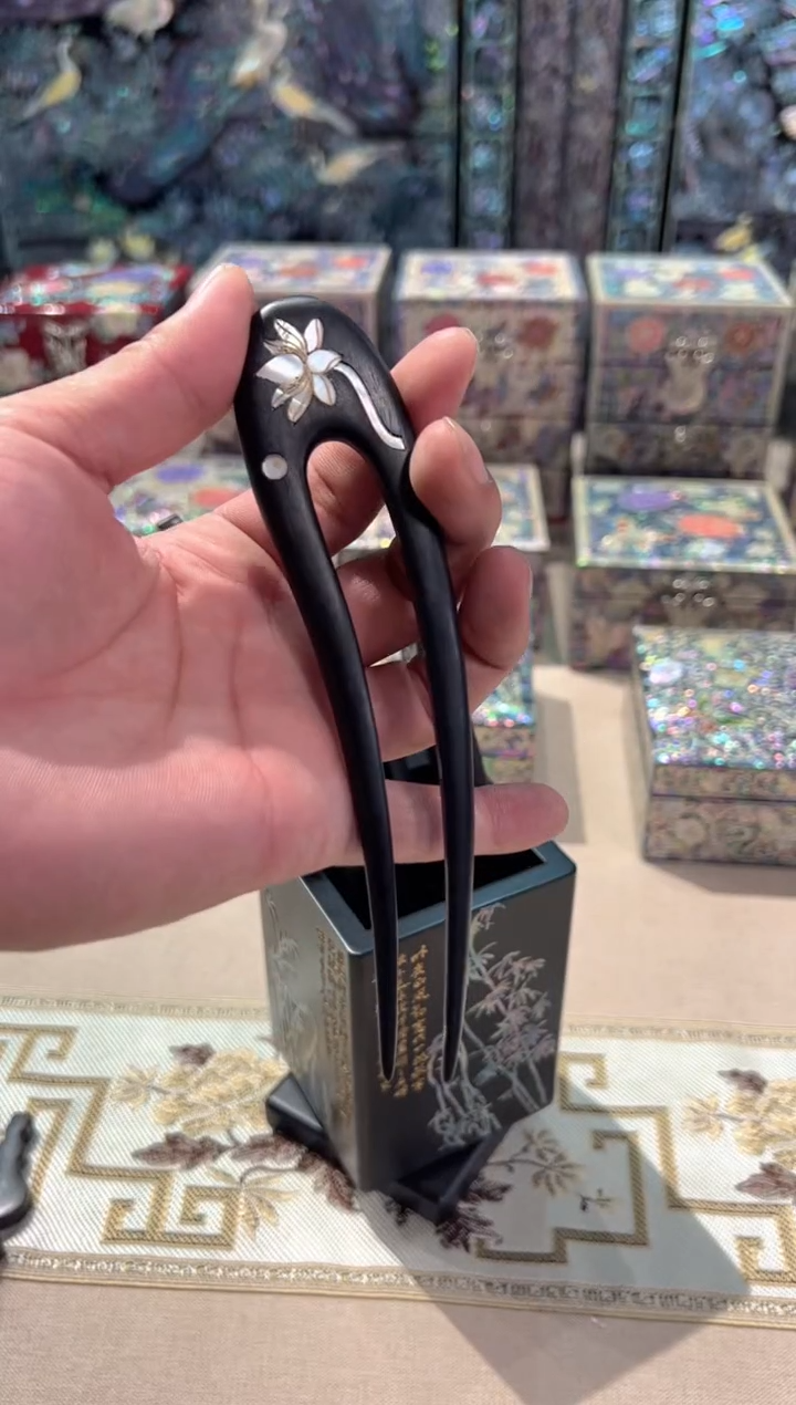 ·弘贝雅螺钿漆器文化馆