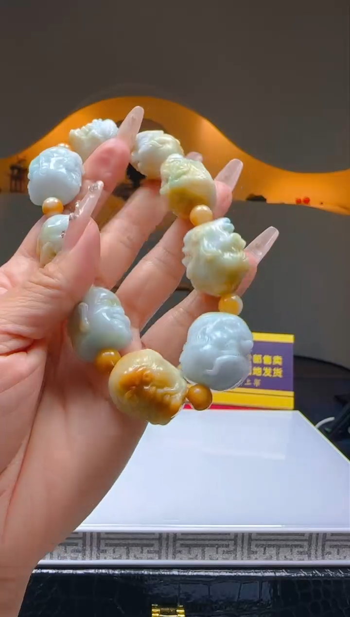 【闪购商品】定制翡翠未镶嵌Q04060翡翠毛货