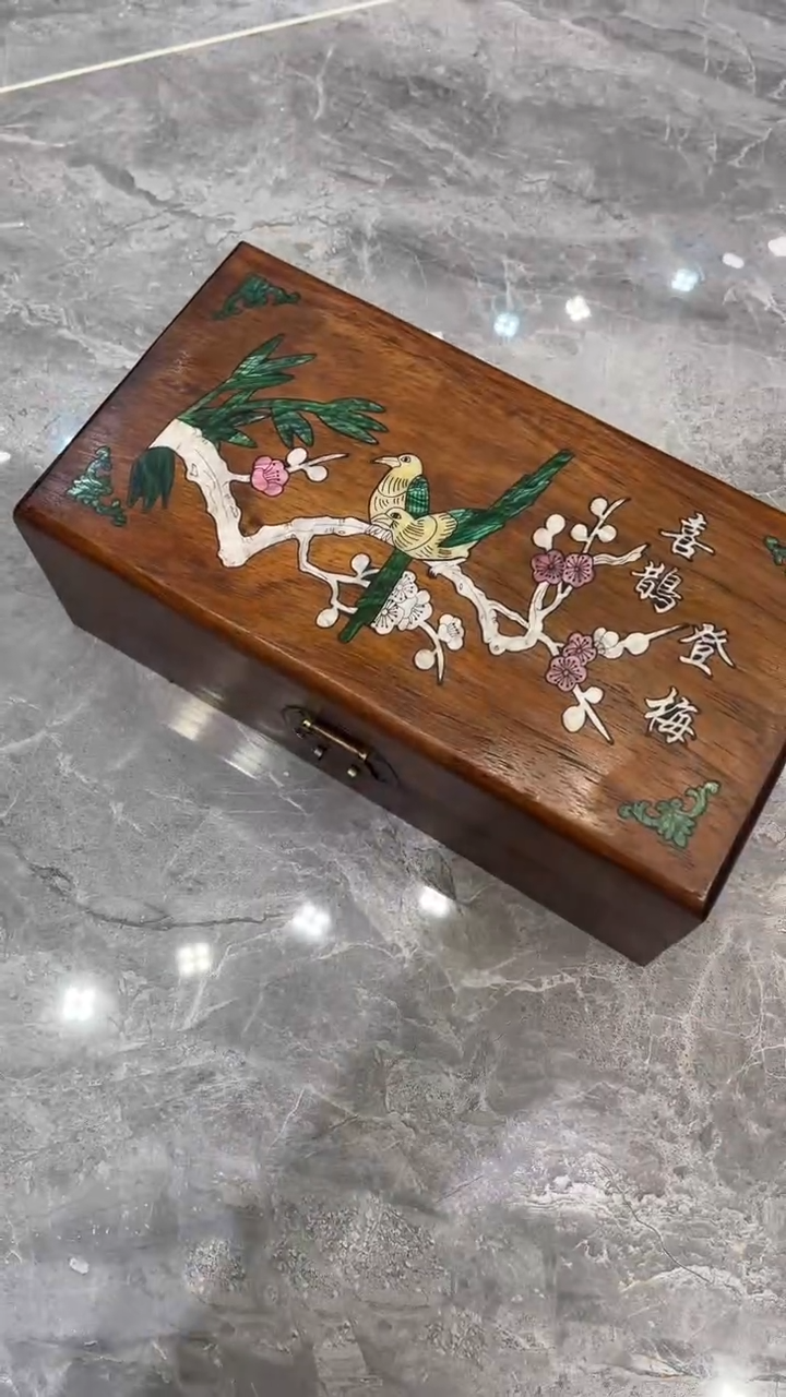 木喜鹊登梅首饰盒