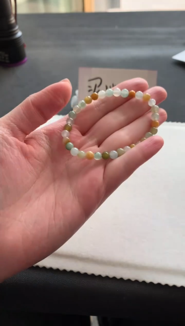 【闪购商品】翡翠手串未镶嵌三彩手串F591