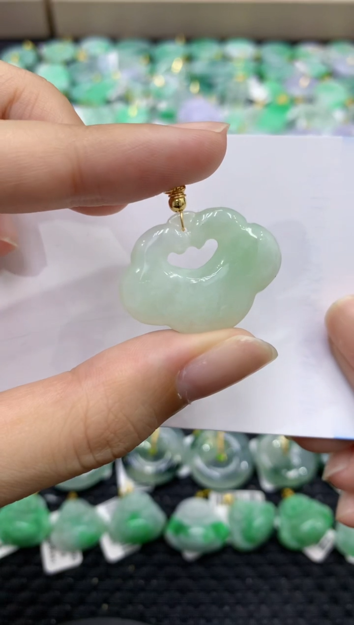 颈饰未镶嵌翡翠天然缅甸翡翠A货