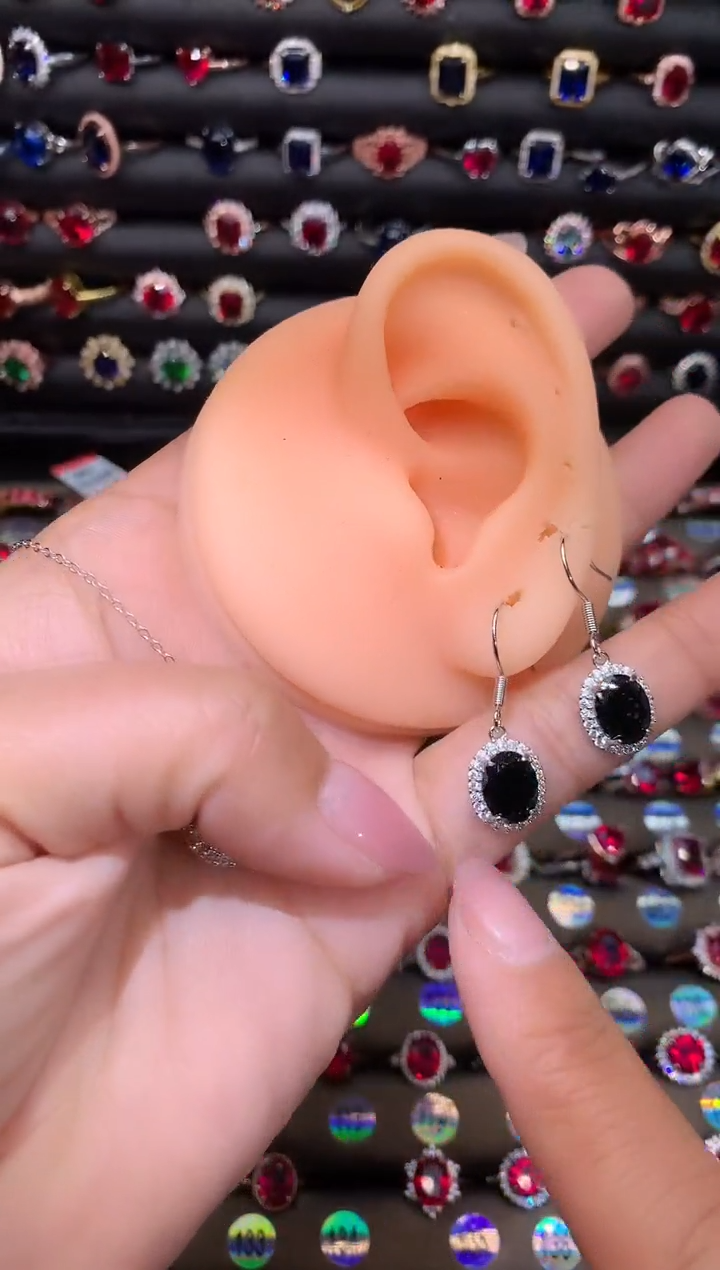 【闪购商品】蓝宝石耳饰银S925镶嵌山蓝