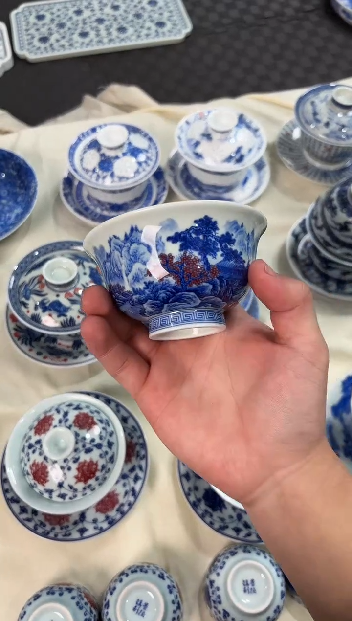 盖碗瓷景德镇陶瓷茶具青花釉里红清流圣境压手杯