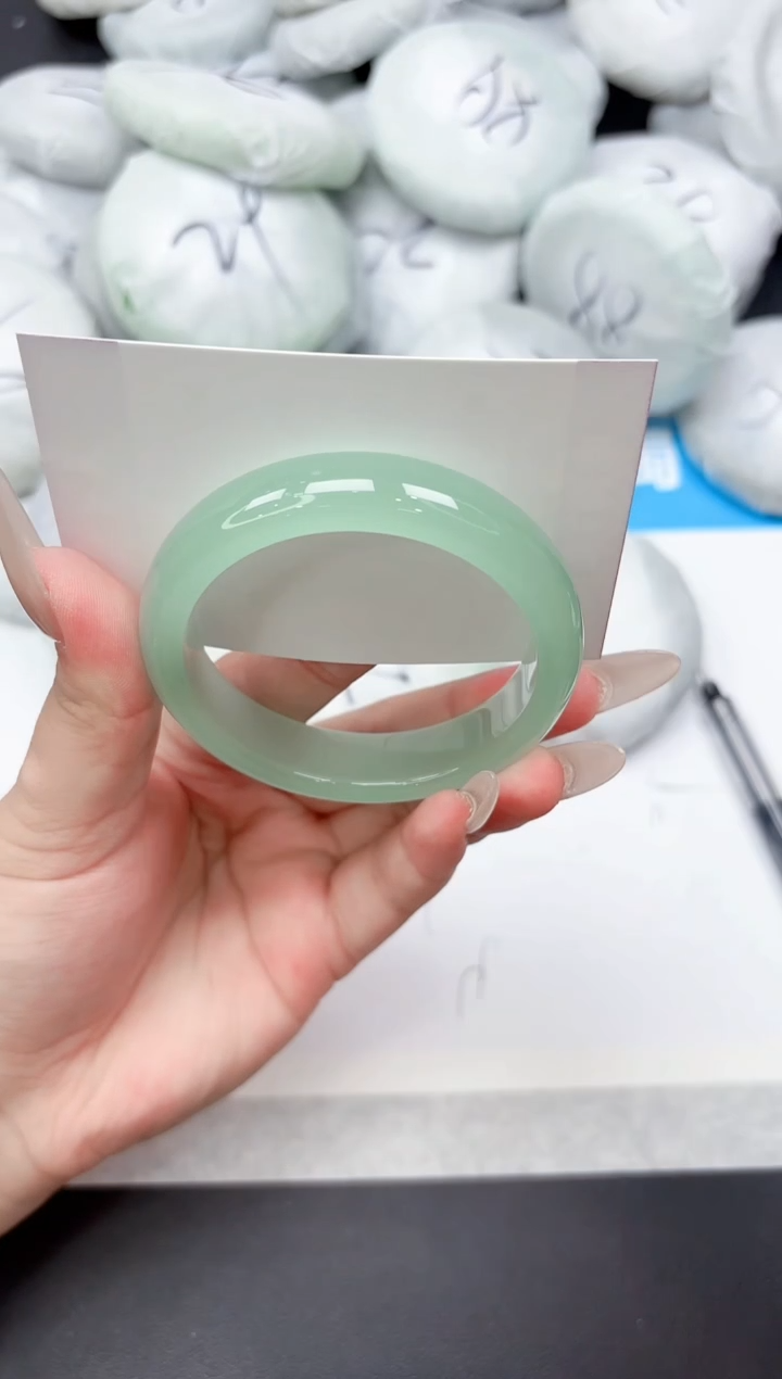 未镶嵌手镯石英质玉285-54