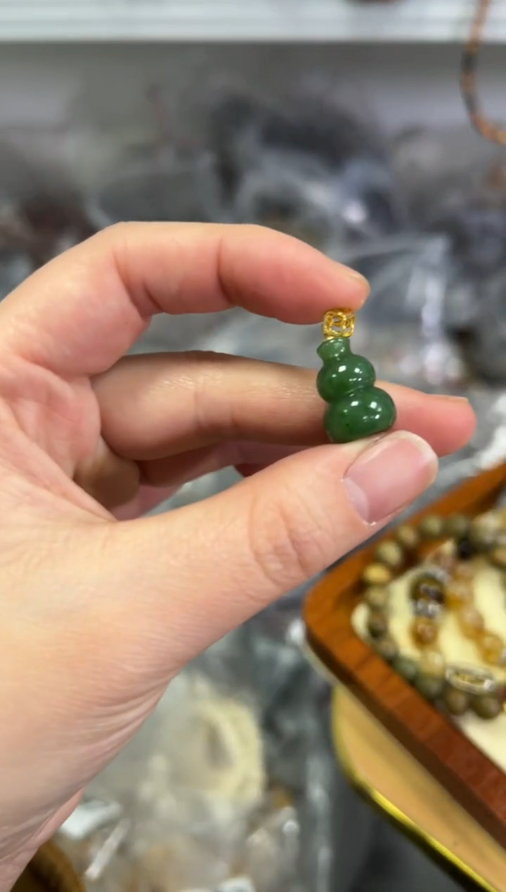 【闪购商品】和田玉颈饰银S925镶嵌和田碧玉葫芦银吊坠[632]