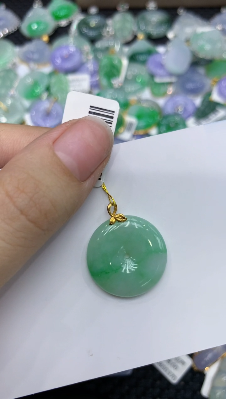 【闪购商品】翡翠颈饰18K金镶嵌111111111111