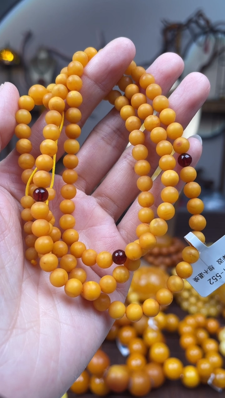 未镶嵌琥珀裸石（微瑕）首饰 假1赔4 （多样性发货1件