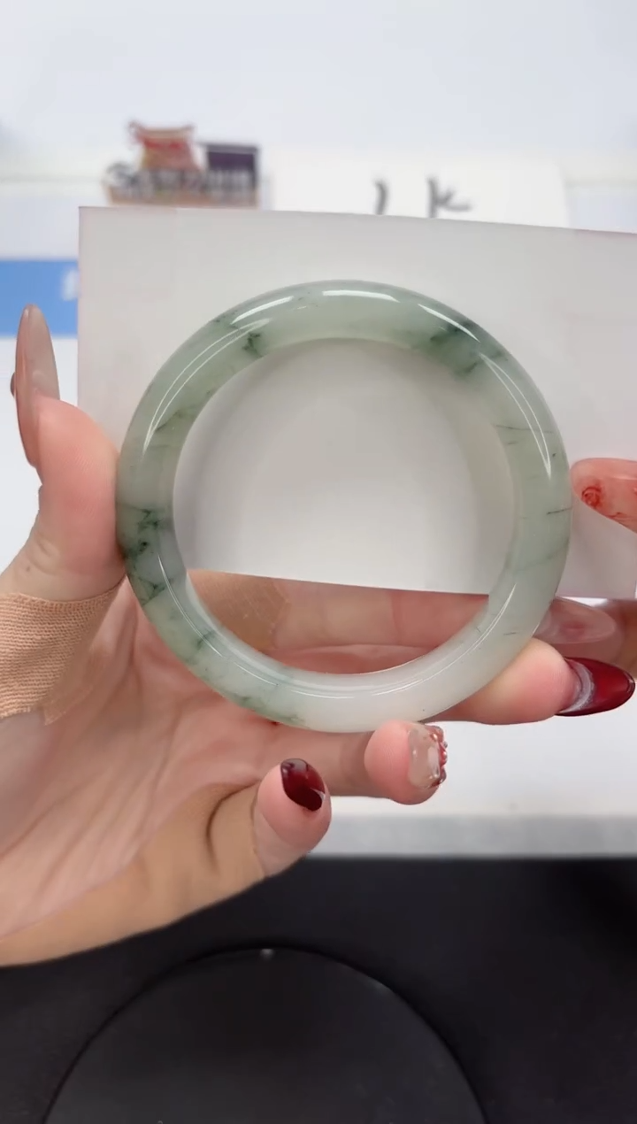 【闪购商品】石英质玉手镯未镶嵌A3-56.3