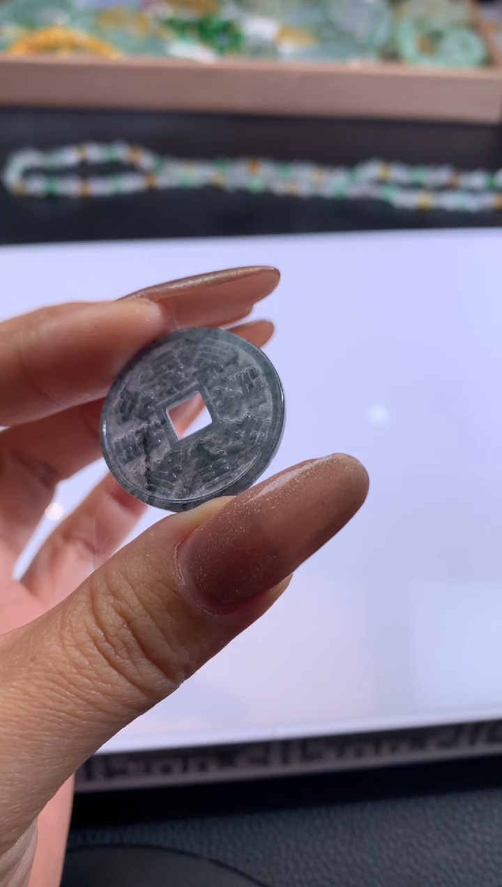 【闪购商品】定制翡翠未镶嵌翡翠