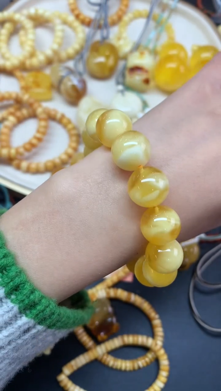 【闪购商品】蜜蜡裸石未镶嵌手串A64|38001