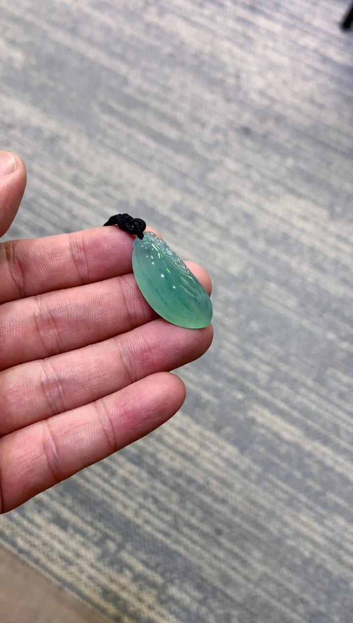 颈饰未镶嵌翡翠天然A货翡翠