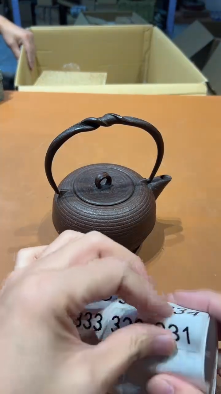 其他陶我****火阿达西日瓷摆件331