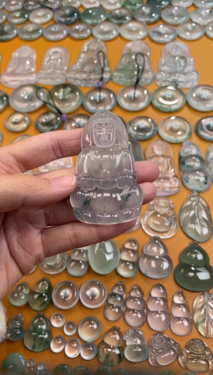 【闪购商品】翡翠吊坠(不含链)未镶嵌观音吊坠