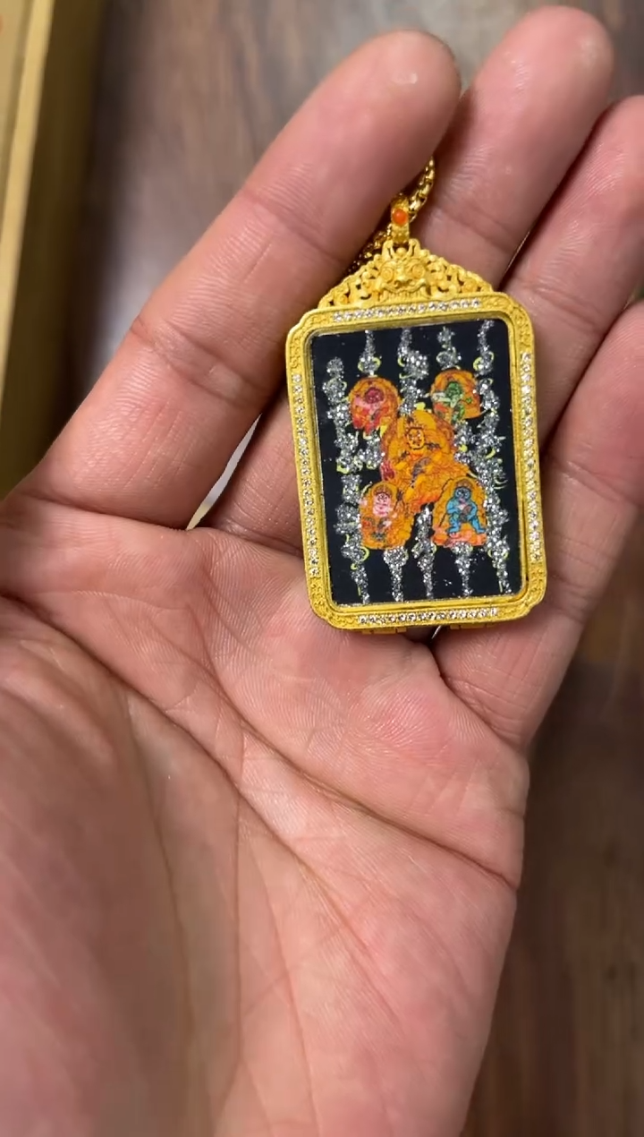 吊坠老三的唐卡tk16