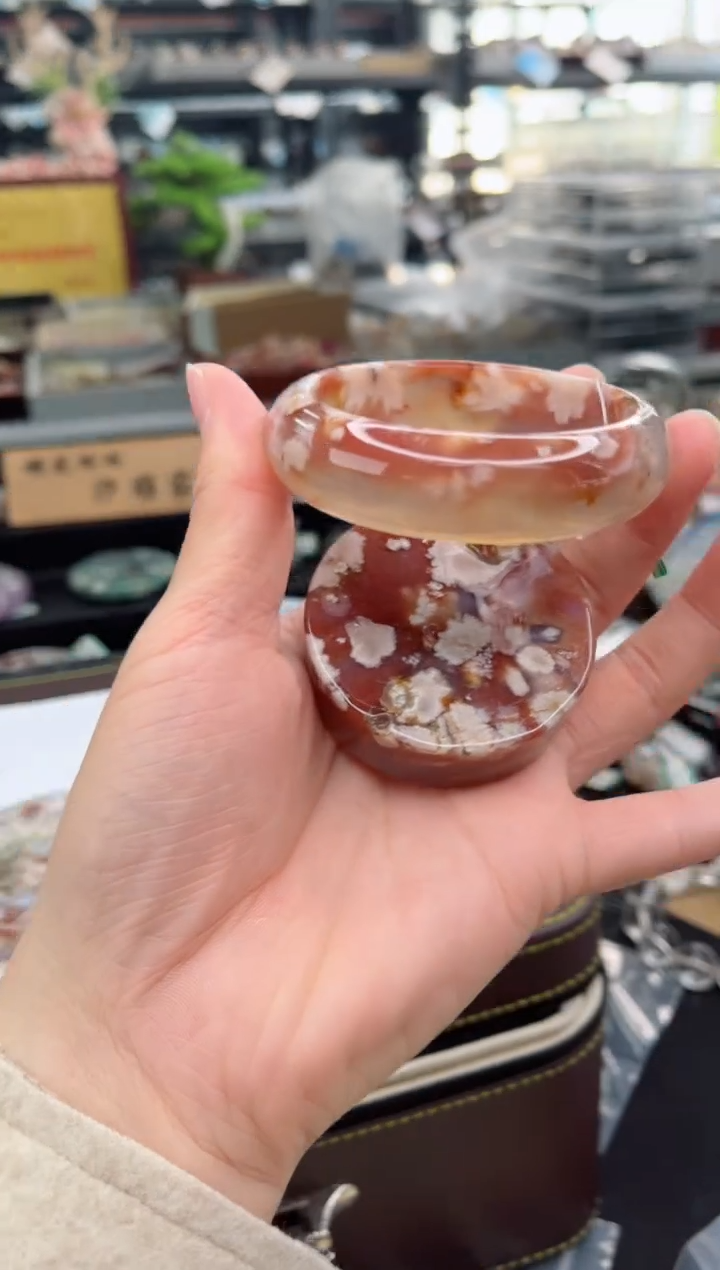 【闪购商品】石英质玉手镯未镶嵌57圈口（赠品镯心）S90919