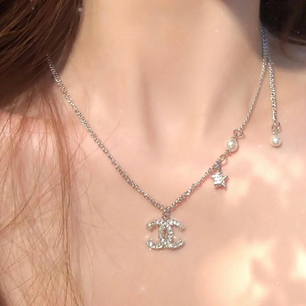 minirabbitC字母 25P 星星项链 字母Logo 金属 女款 银色