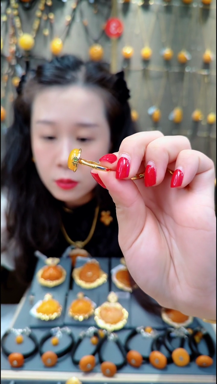 【闪购商品】蜜蜡戒指银S925镀金镶嵌H309蜜蜡戒指