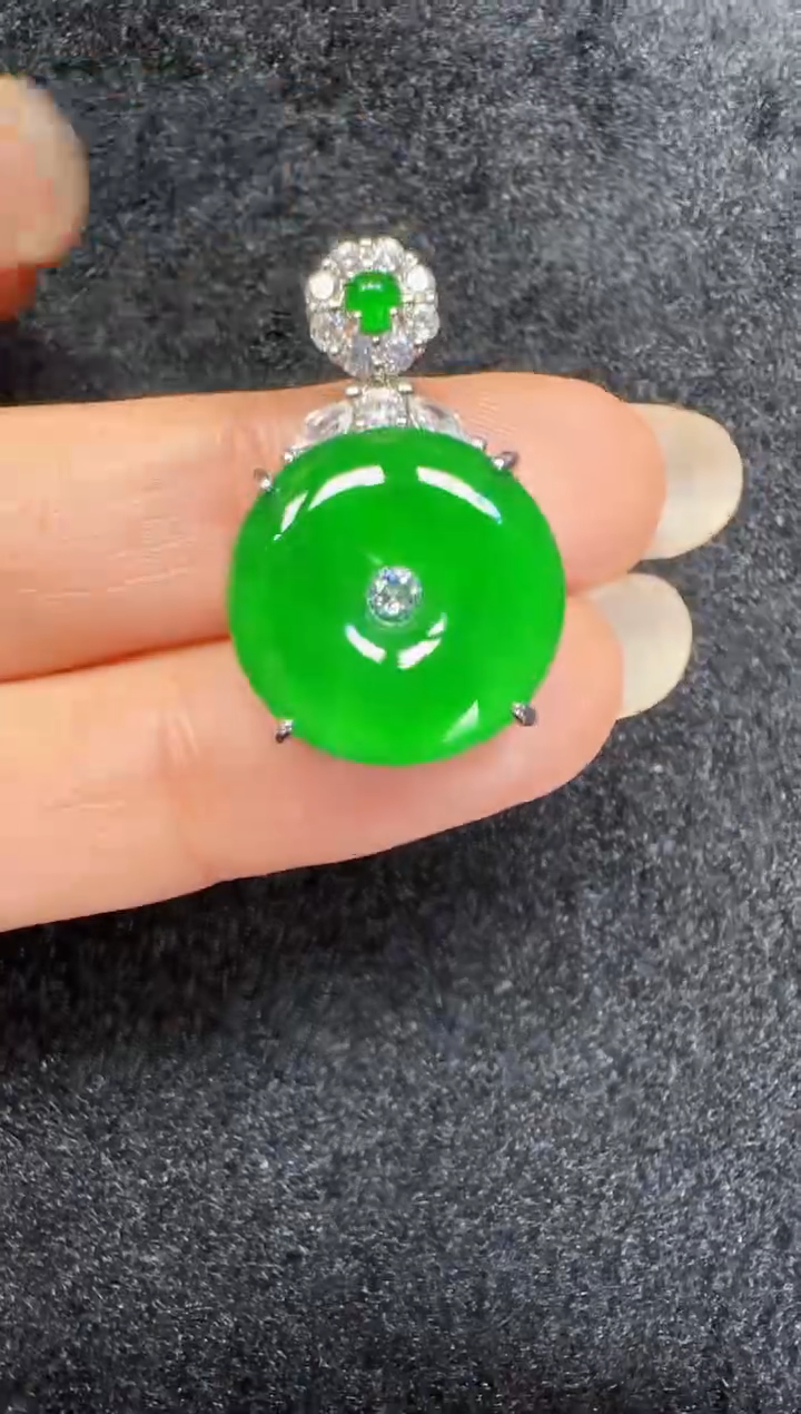 未镶嵌定制翡翠翡翠吊坠51