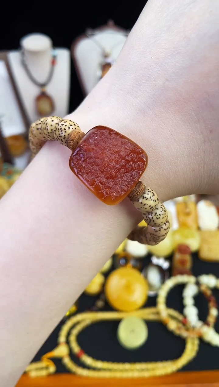 琥珀未镶嵌珠宝奇石柒月