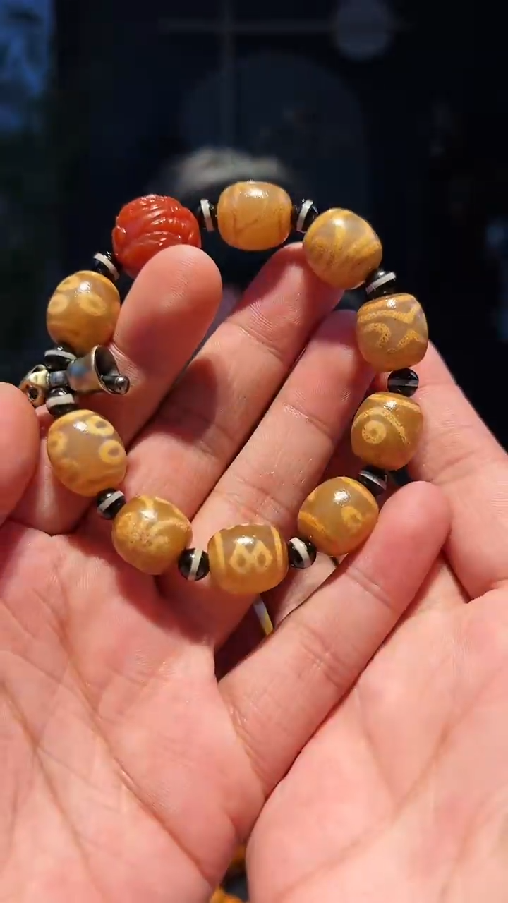 【闪购商品】玛瑙/玉髓手串未镶嵌精配单圈