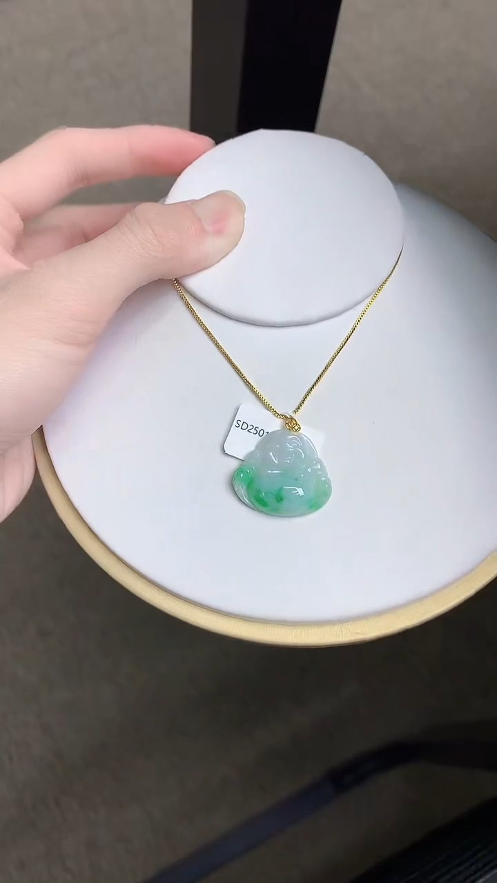 【闪购商品】翡翠颈饰18K金镶嵌56565656