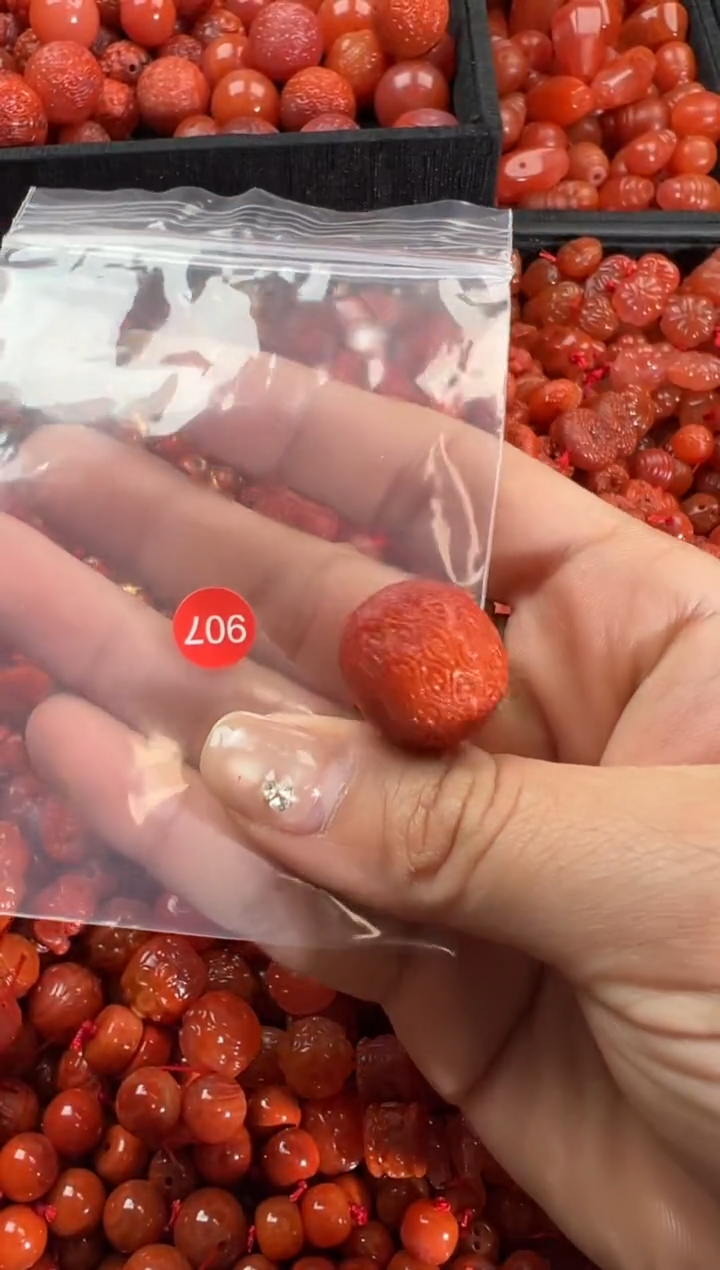 【闪购商品】南红玛瑙颈饰未镶嵌2