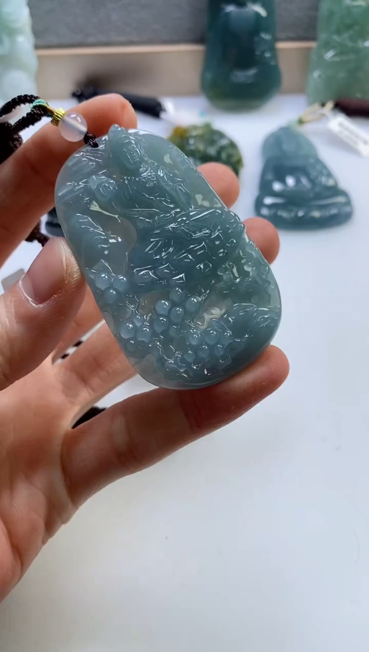 【闪购商品】翡翠挂件未镶嵌              