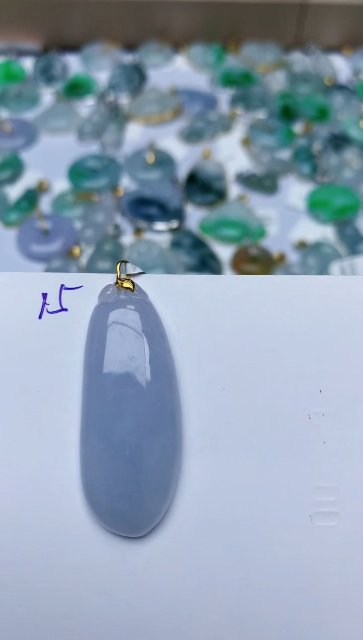 【闪购商品】翡翠颈饰18K金镶嵌天然翡翠A货   