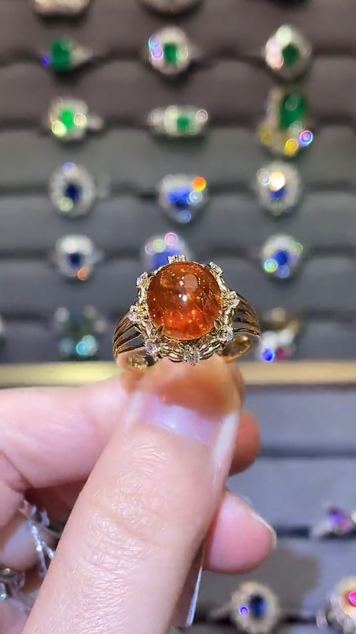 石榴石（芬达石）戒指18K金镶嵌6.18ct