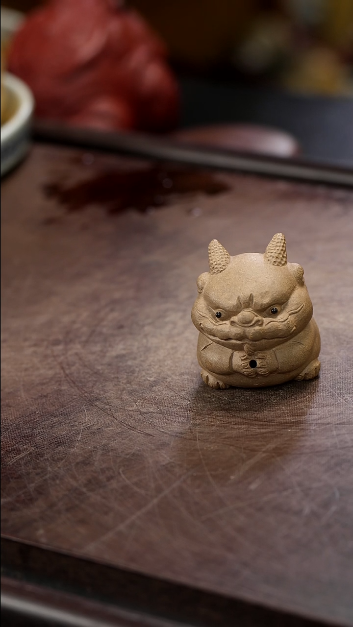 紫砂茶宠紫砂小龙人
