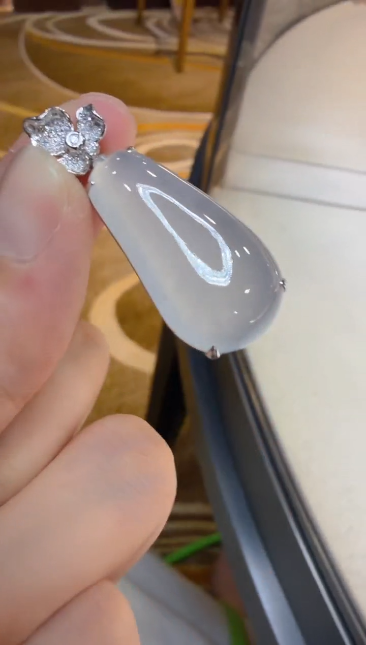 吊坠(不含链)18K金镶嵌翡翠多样性团购发一件