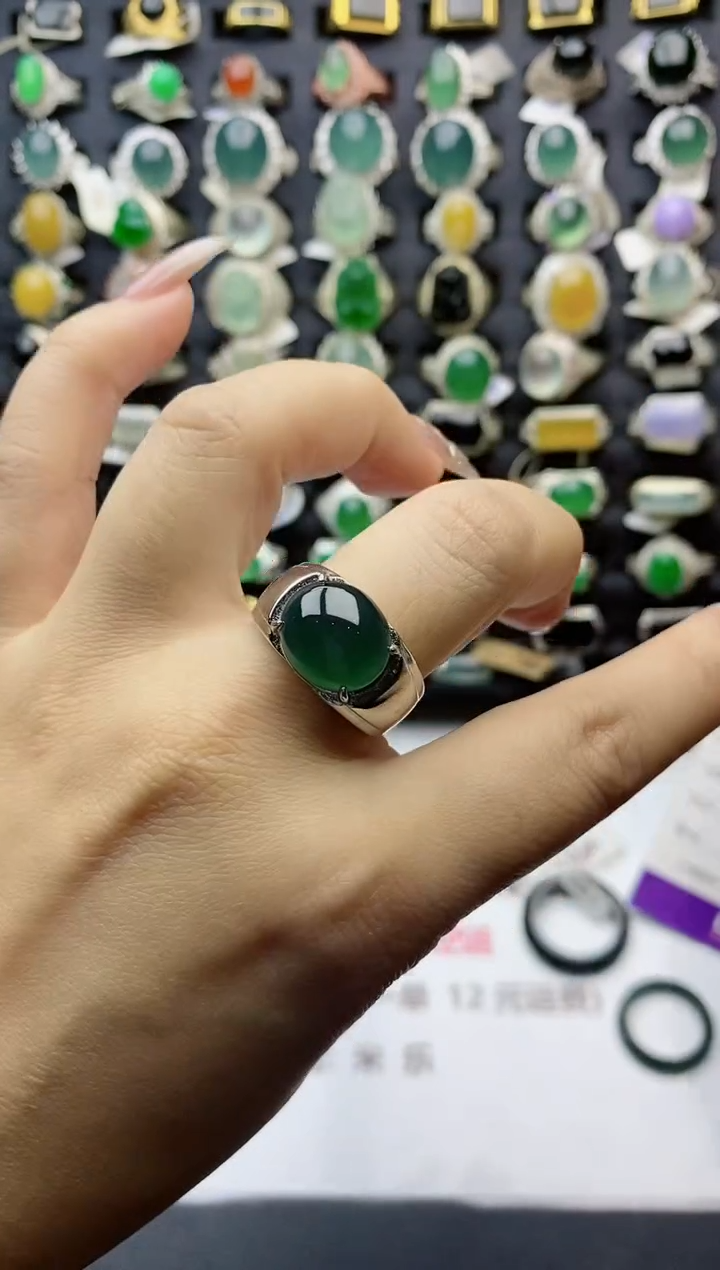 【闪购商品】翡翠戒指银S925镶嵌天然翡翠男戒