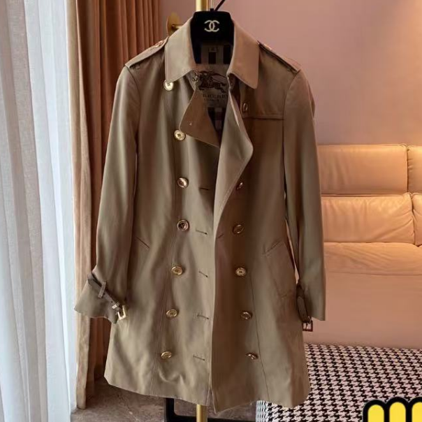 99新 BURBERRY/博柏利 海囤专场 巴宝莉大衣 uk6码/yy03644