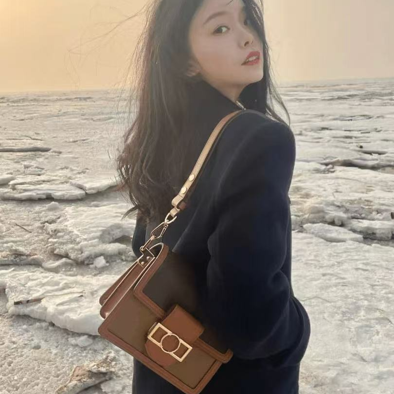 2025经典秋冬时尚单肩斜挎手提包