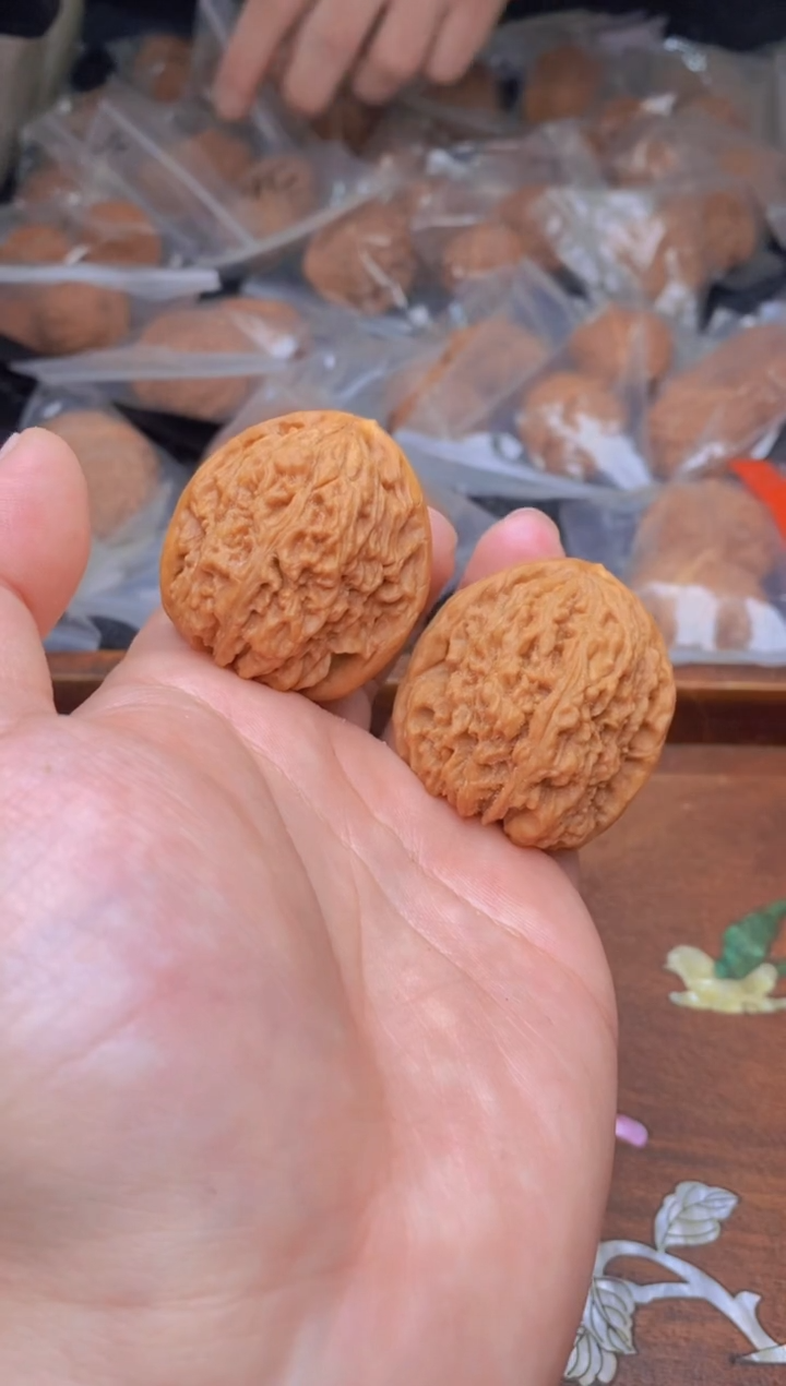 【闪购商品】文玩核桃把件G49号37尺南疆